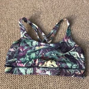 Lululemon energy bra size 6